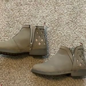 Osh Kosh ZIP Up Booties